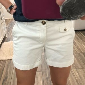 Banana Republic city chino short